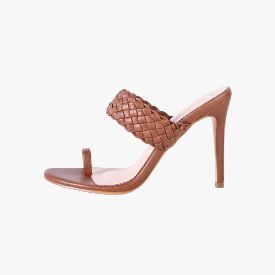 HIGH PERKS WOVEN STRAP TOE RING SANDALS