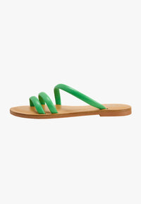 womens leather flat sandals comfortable everyday slippers