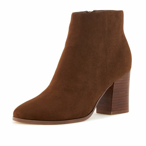 stylish brown boots for fall and winter
