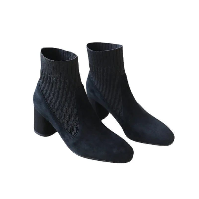 Winter Boots: Embrace Casual Elegance with Lightweight Ankle Heels and Effortlessly Stylish Slip-On Platform Shoes.