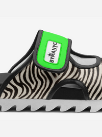 fashionable unisex footwear