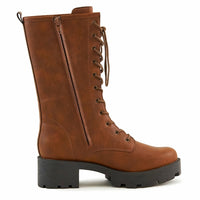 stylish autumn winter camel boots