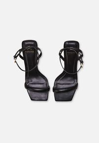 women wearing high heel sandals party outfit styling USA
