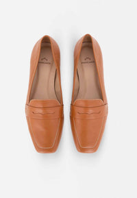Women’s Narrow Fit Flats – Cipo Brown