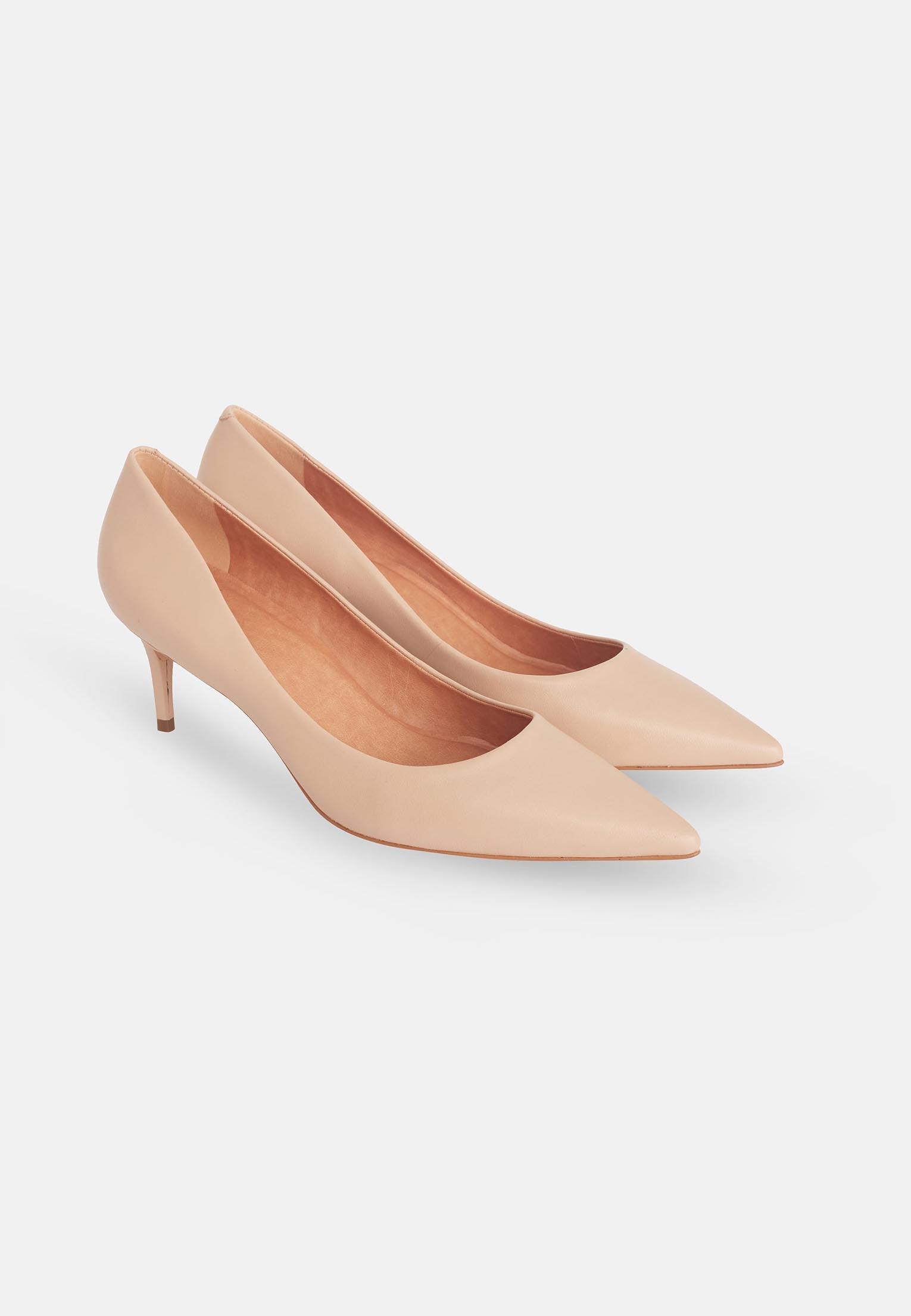 womens fashionable pumps elegant design heels